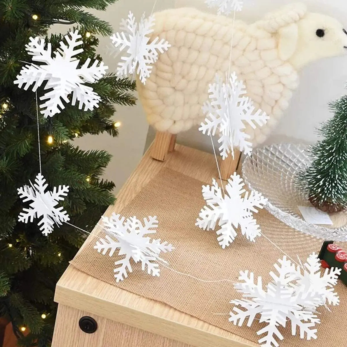 Christmas hanging 3D snowflake decoration A wholesale discount