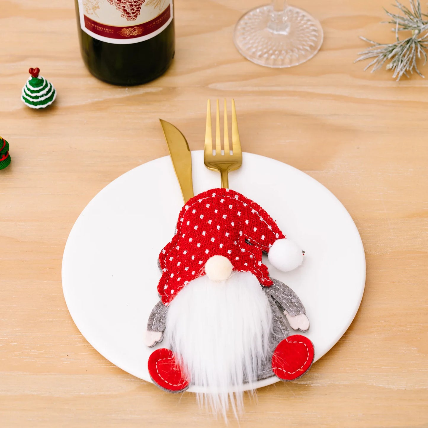 Christmas Table Decorations Christmas Knife and Fork Covers Cutlery Holder for Xmas Party Dinner Novelty Decorations