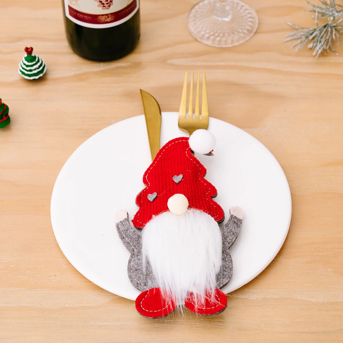 Christmas Table Decorations Christmas Knife and Fork Covers Cutlery Holder for Xmas Party Dinner Novelty Decorations