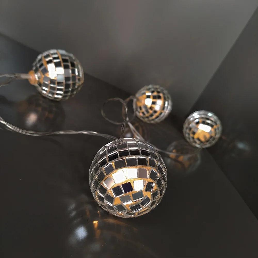 Hot Selling Battery Operated Plastic Disco Ball Party Light String Christmas Decoration Tree Led Light for House