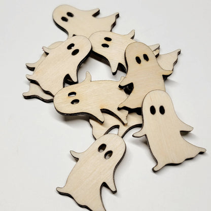 Mini wooden Halloween ghost decorations for children, low-priced wooden hanging ghost shaped decorations