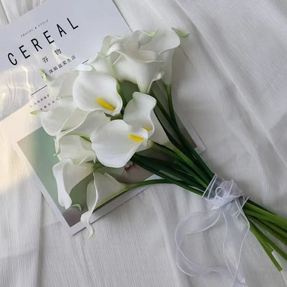 Delicate Soft Decorative Wedding New Year Decorations Home Table Items Silk Artificial Flowers Calla Lily