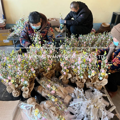 Wholesale Easter Egg Decorations Garland Artificial Easter Egg Wreath Window Display Door Garland Easter Wreath Signs